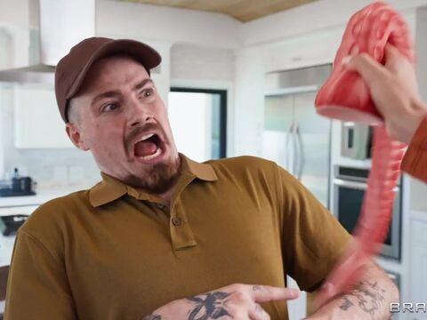 Watch impressive Reyna Belle's movie